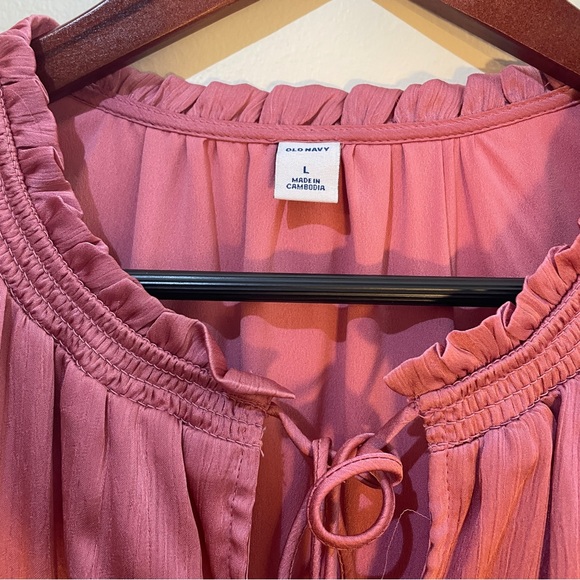 🔥 Old Navy | Mauve Waist-Defined Crinkle-Chiffon Ruffle-Sleeve Dress Large - Picture 4 of 9